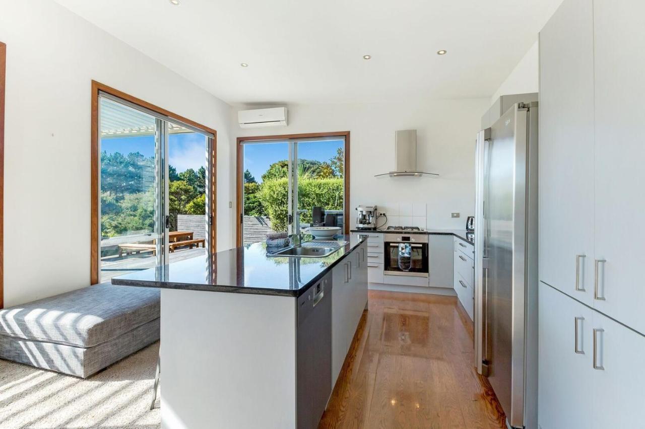 Karaka Sanctuary With Spa Pool By Waiheke Unlimited Oneroa 客房 照片