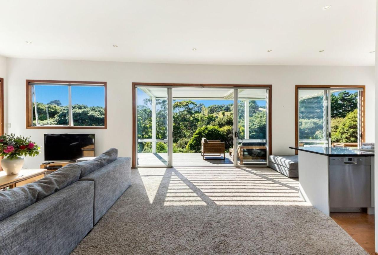 Karaka Sanctuary With Spa Pool By Waiheke Unlimited Oneroa 客房 照片